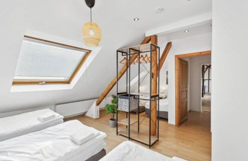 Stylish & Relaxing Penthouse ~ Workspace ~ Parking - Foto 9