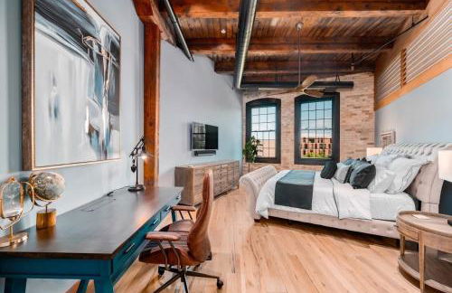 Exquisite One of a Kind 3BDR Penthouse Condo in Downtown TC 2783 - Foto 3