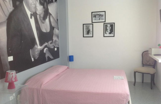 Villa Venice Movie - Photo 20