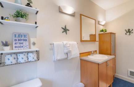 Walk to Beach Relax in Hot Tub Dine on the Deck LoLis Place by AvantStay - Foto 82