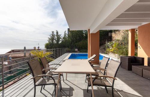 holiday house in a garden with view - Photo 27
