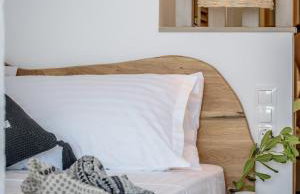 Laia Seafront Luxury Apartments - Photo 7