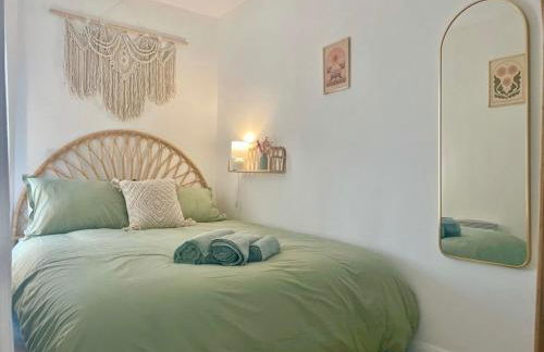 Boho Breeze - 1 bed apartment near the sea - Photo 12