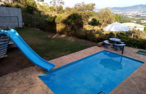 Casa de Pedras na Montanha Stone House - Foto 4