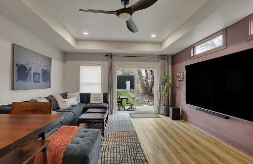 Walk to Bars and Restaurants in Fountain Square - Foto 1