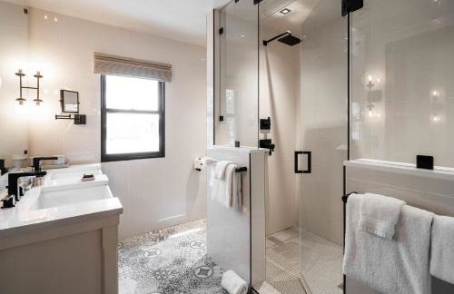 Unmatched Privacy & Luxury for the Entire Family - Foto 30