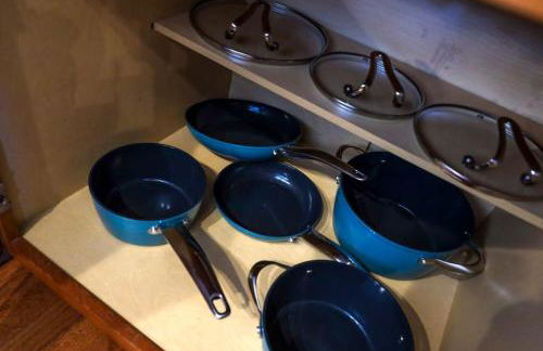 Game Room Fenced backyard Sleeps 10 Fire Pit - Photo 37