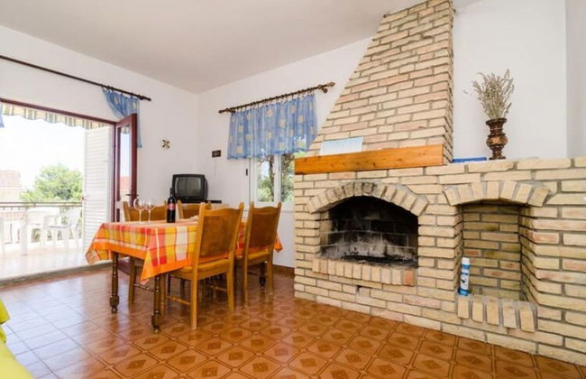 Holiday Home Blue Vineyard- Three Bedroom House With Terrace and Sea View - Photo 17