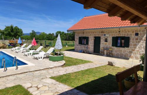 Nikini dvori - Foto 15