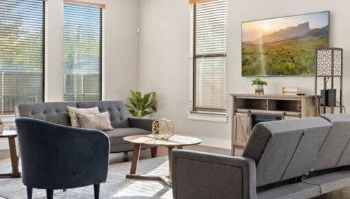 Trinity Groves Retreat - Large Modern 5 BR Home - Foto 2