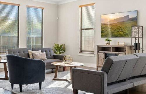 Trinity Groves Retreat - Large Modern 5 BR Home - Foto 2