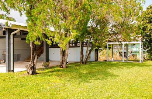 Welcome to Your Serene Waterfront Getaway! - Foto 11