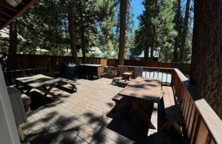 Spacious Tahoe Hot Tub and Beach - Photo 5