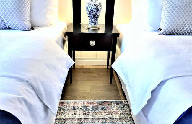 MONDRIAN Luxury Suites & Apartments Old Town Market Square - Photo 29