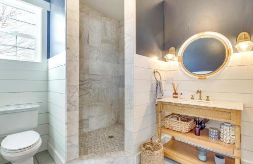 Private Pool and Hot Tub Luxe Unit Near UTA Train! - Foto 21