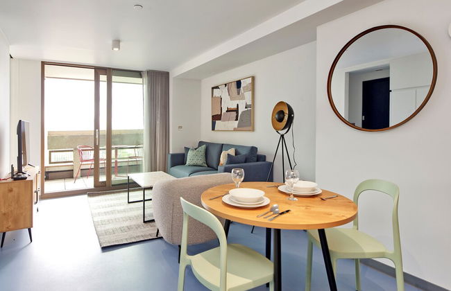 Stunning One-bedroom Apartment With City Views - Foto 8