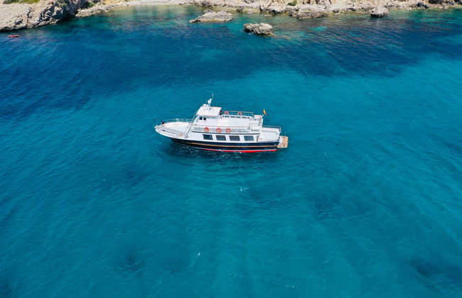 Paseo en barco al atardecer por la bahía de Palma - Foto 2
