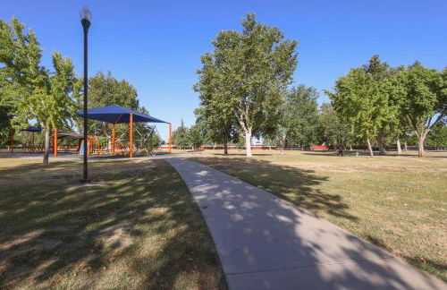 Private Pool and Patio Pet-Friendly Bakersfield Gem - Foto 32