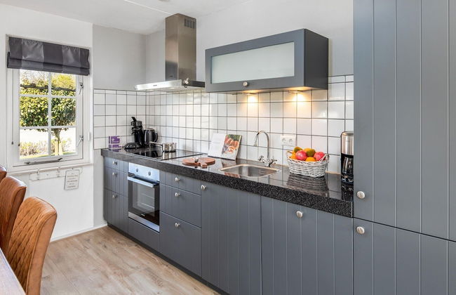 Villa in Domburg Near North Sea Beach - Photo 3