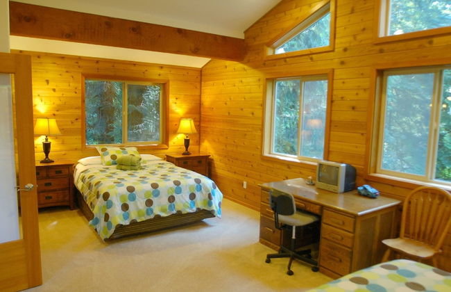 07MF - Lake Front - Hot Tub - BBQ - Sleeps 8 - Foto 7