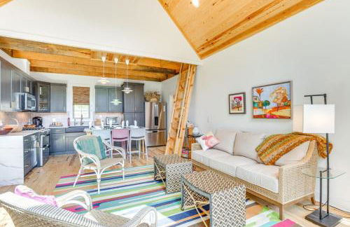 New 3BR Lakefront Home w Dock and Fishing Pond - Foto 11