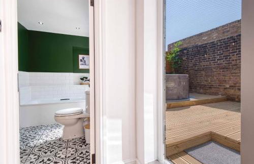 London Putney High St - hot tub, rooftop & cinema - Foto 20