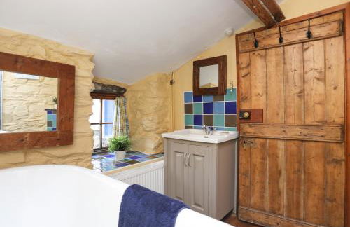 Llwyn Bedw - Photo 28