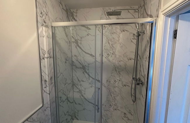 Storey Apartment - Downstairs 2bed Flat - Foto 19