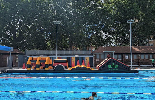 London Apartment - Sleeps 3-city Escape- Balcony - Foto 10