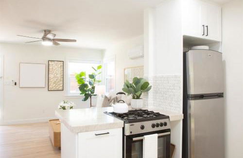 Live the Beach Life in a Quaint Shell Cottage - Foto 9