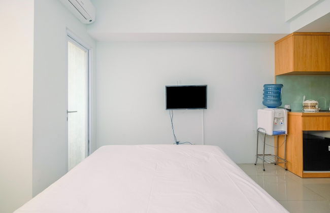 Modern Style Studio Tamansari Mahogany Apartment with City View - Foto 5