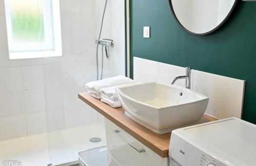 Superbe T2 climatisé avec patio et jardin - Photo 10