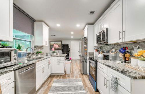 Disney Day Trips! Lakefront Home with Heated Pool - Foto 8