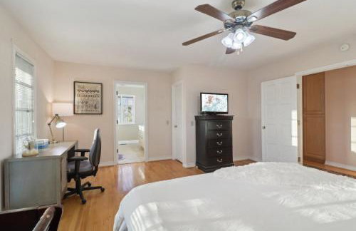 Entire Private Home with 5 Bedrooms 4 Bathrooms, 3-Acres Estate, 3000 sqft, near Winery in Fallbrook, Available Now - Foto 21