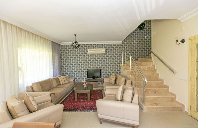 Paradise Town Villa Gordon - Photo 3