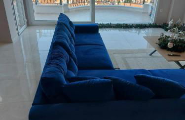 Amazing view with huge balcony - Photo 33