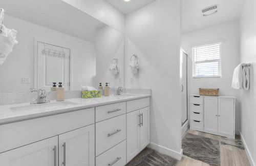 Golden Sunsets in Majestic Peaks - Foto 11