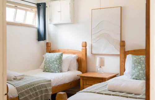 Relaxing Cotswolds Farm Stay - Near Burford - The Parlour - Foto 21