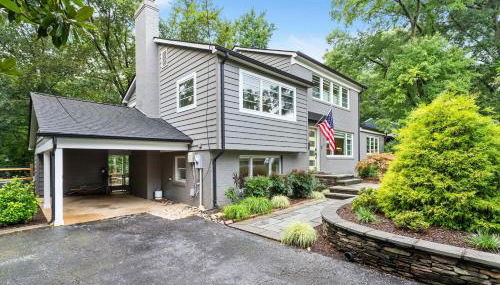 Sojourn Beautiful Home with Beach Access & Backyard - Foto 2