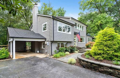 Sojourn Beautiful Home with Beach Access & Backyard - Foto 2