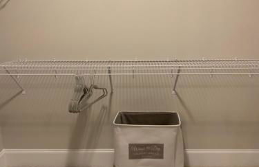 Fully Fenced & Fitted 4BR Near LakePoint Sports - Foto 12