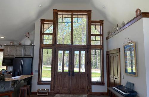 Woodsy and Private- Dream House on a 7 Acre Pond - Foto 9