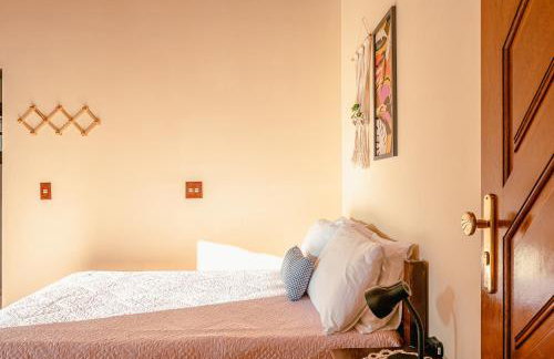 Refúgio e diversão para FAMÍLIAS a 60 min de SP - Piscina, Churrasqueira, wifi 300Mbps - PETFRIENDLY - Foto 33