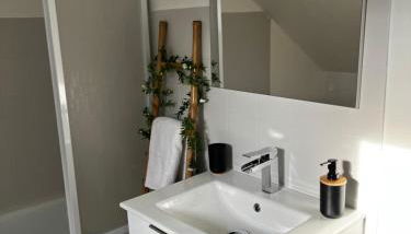 Belle maison familiale proche du lac - Foto 4