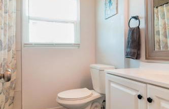 Lovely vacation home 1 block from beach & downtown Gulfport - Foto 19