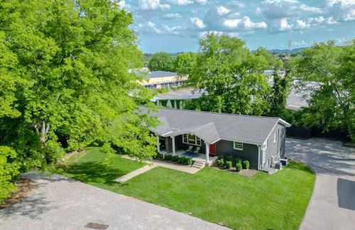 Spacious 3 Bedroom Historic Franklin Quadplex - Foto 38