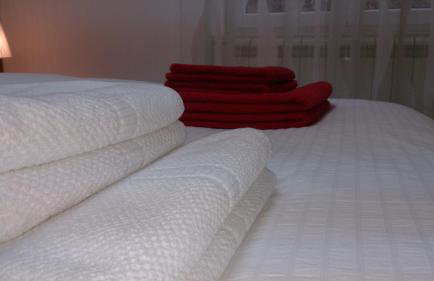 City Lights Apartment - Photo 30