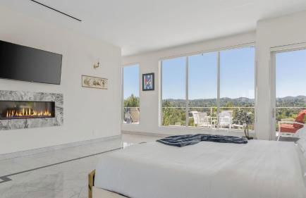 Luxe 8000 sqft w 2 Pools Sauna Putting Green Game Room Alta Vista Estate - Foto 28