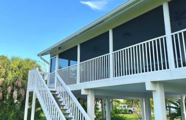 Tranquil Lakeview Home w Porch Bokeelia Retreat - Foto 19