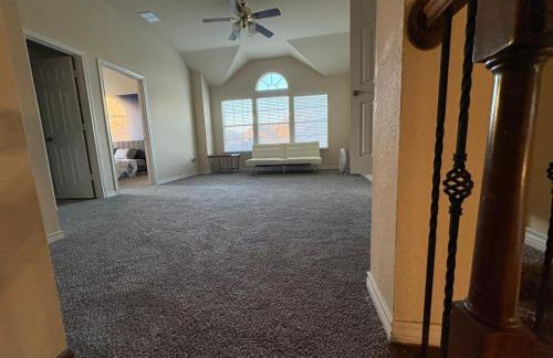 Spacious 4200 sqft - 6 bdrms 4 bath - Gym - Pets OK Near PGA - Universal KIDS - Star Frisco - Photo 31